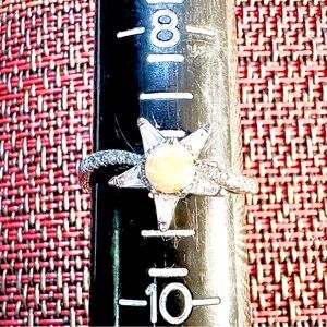 Fragrant Jewels Silver Star Ring with Iridescent Gem